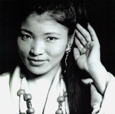 Yungchen Lhamo, photo by Michele Turriani