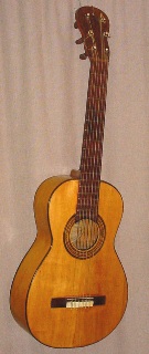 Spanish Guitar, Maker: Francisco GONZÁLEZ, Madrid, 1875, Colección Felix MANZANERO